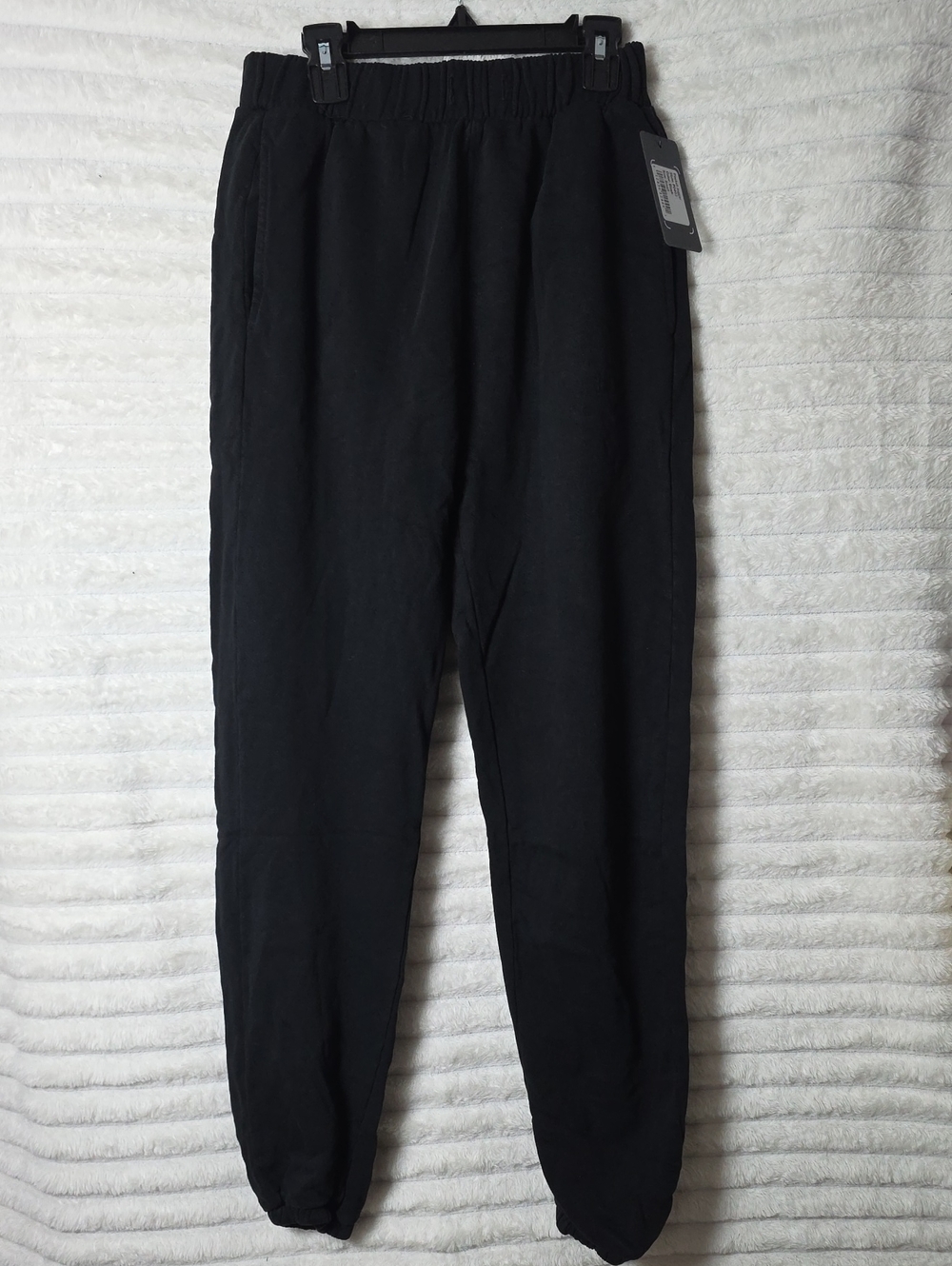 0647 Nux Black Pocket Jogger